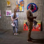 Rezensionen zu Kunstausstellungen